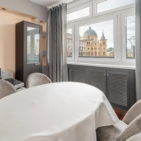 Plac Wolnosci 3-bedroom *