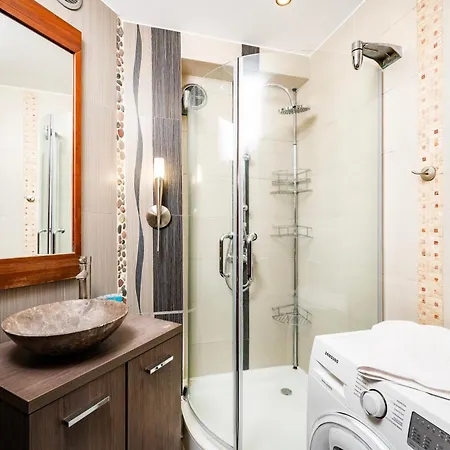 Plac Wolnosci 3-bedroom شقة