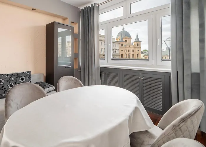 Plac Wolnosci 3-bedroom *