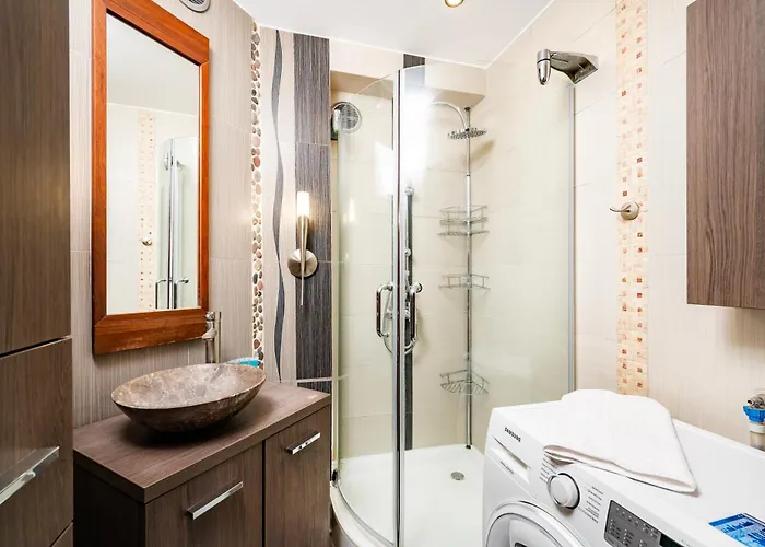 Plac Wolnosci 3-bedroom Lejlighed